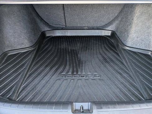 Used 2022 Honda Accord Sport image 11