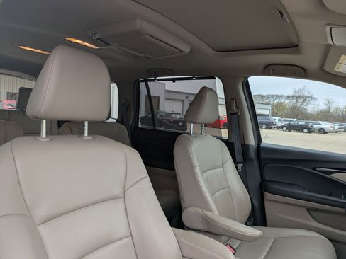 Used 2022 Honda Pilot Touring image 30