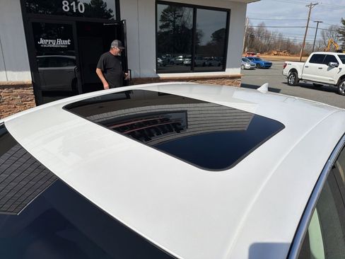 Used 2019 Lexus LS 500 image 12