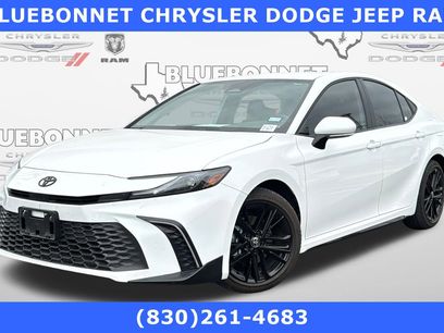 Used 2025 Toyota Camry SE w/ Convenience Package