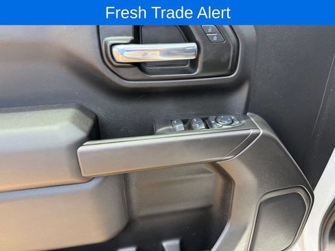 Used 2025 Chevrolet Silverado 1500 Custom RWD image 9