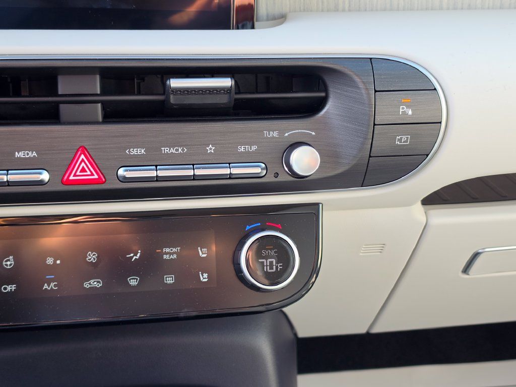 Used 2026 Hyundai Palisade Calligraphy FWD image 26