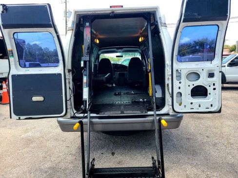 Used 2000 Ford E-250 and Econoline 250 Extended image 10