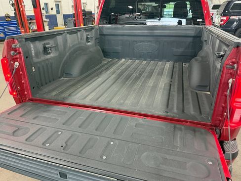 Used 2020 Ford F150 Lariat w/ Equipment Group 502A Luxury AWD/4WD image 23