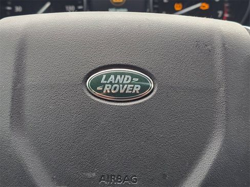 Used 2018 Land Rover Discovery Sport HSE image 5