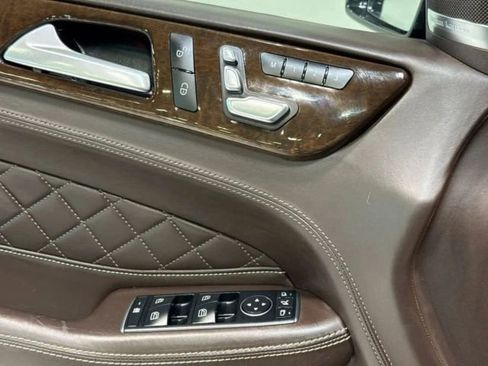 Used 2018 Mercedes-Benz GLE 43 AMG 4MATIC w/ Premium 3 Package image 13