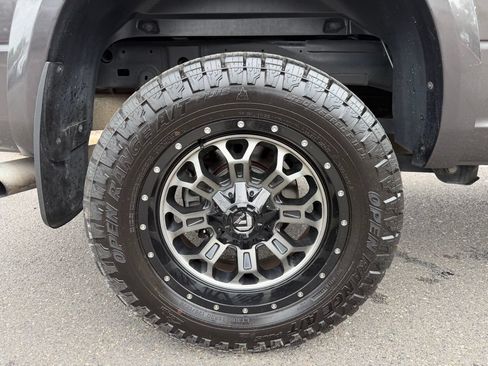Used 2016 RAM 2500 Laramie w/ Convenience Group AWD/4WD image 9