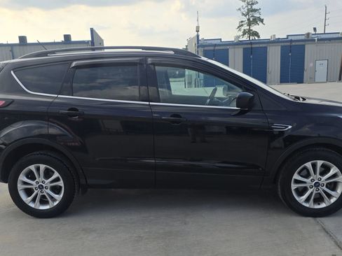 Used 2018 Ford Escape SEL w/ Canadian Touring Package AWD/4WD image 9