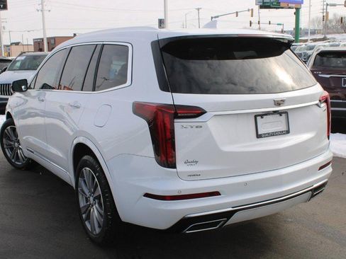 Used 2024 Cadillac XT6 Premium Luxury AWD/4WD image 11