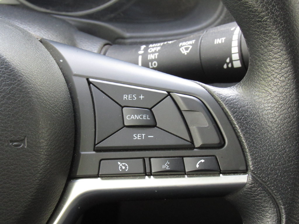 Used 2025 Nissan Leaf S FWD image 23