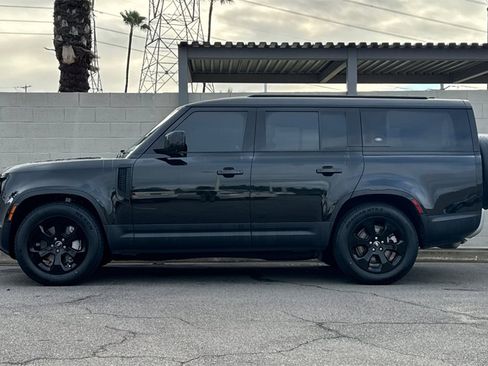 Used 2024 Land Rover Defender 130 S image 9