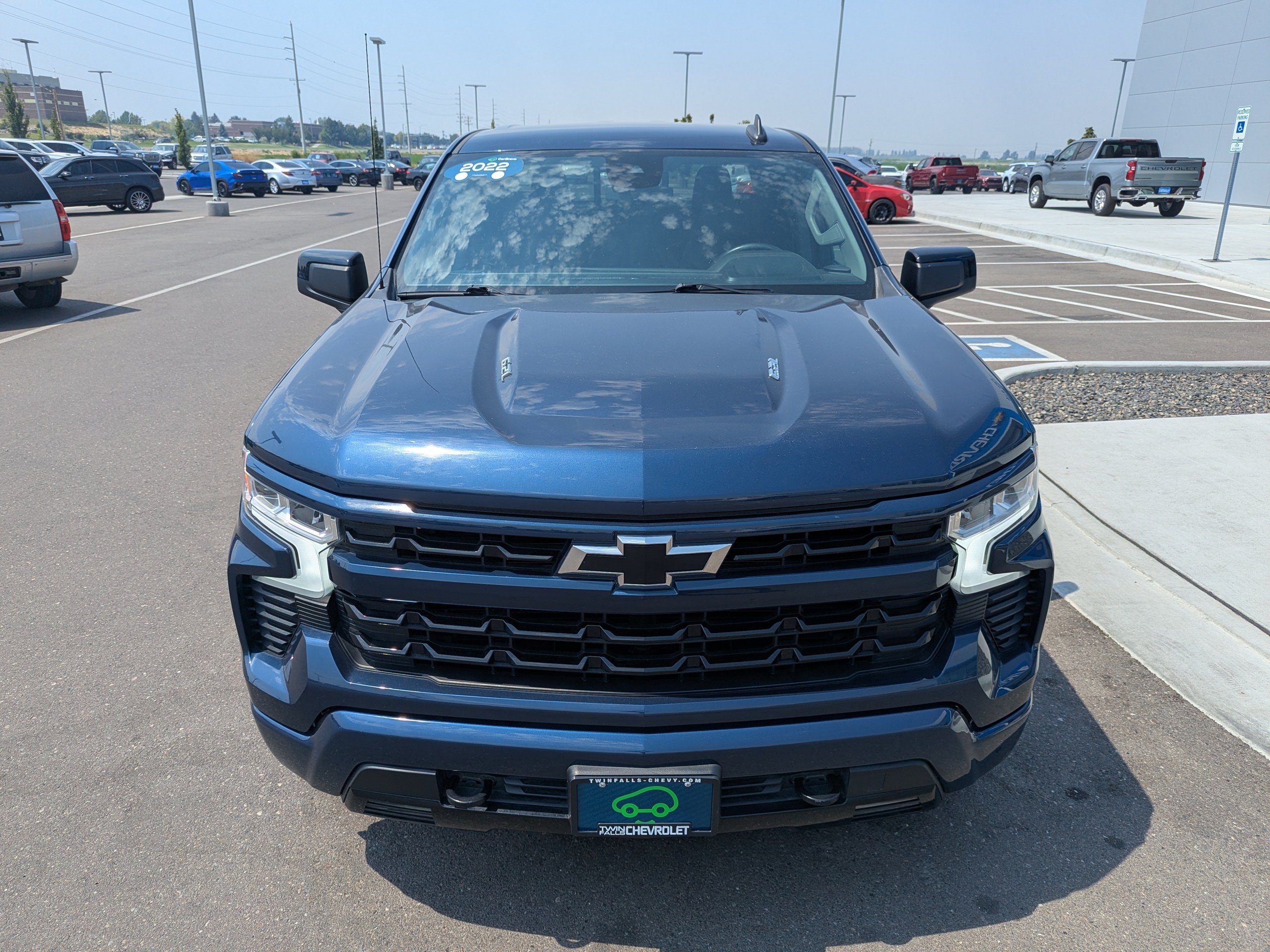 Certified 2022 Chevrolet Silverado 1500 RST w/ Convenience Package II AWD/4WD image 4