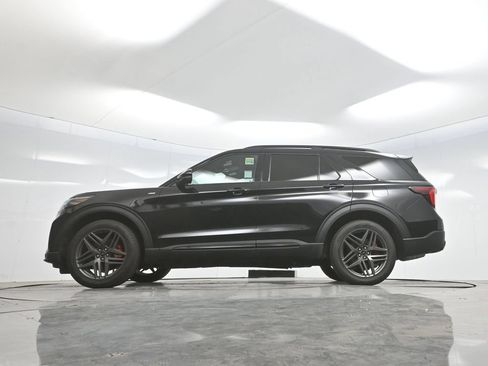 Used 2025 Ford Explorer ST-Line w/ Premium Package AWD/4WD image 62