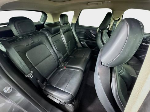 Used 2023 Lincoln Corsair Reserve FWD image 29
