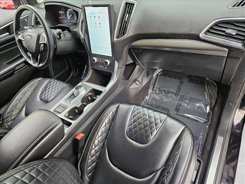 Used 2023 Ford Edge Titanium w/ Class II Trailer Tow Package image 21