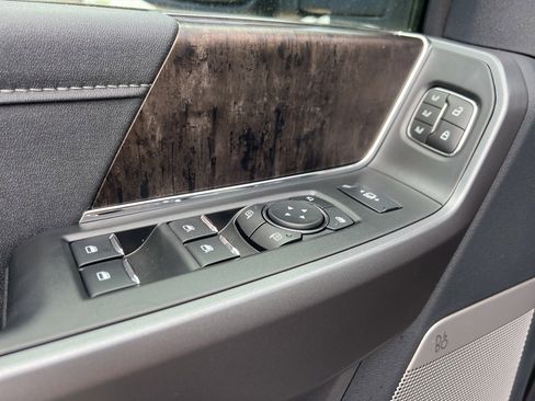 New 2025 Ford F250 Lariat w/ Lariat Ultimate Package image 14