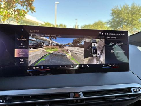 New 2026 BMW iX xDrive60 w/ M Sport Package image 28