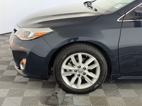 Used 2015 Toyota Avalon XLE Premium image 11