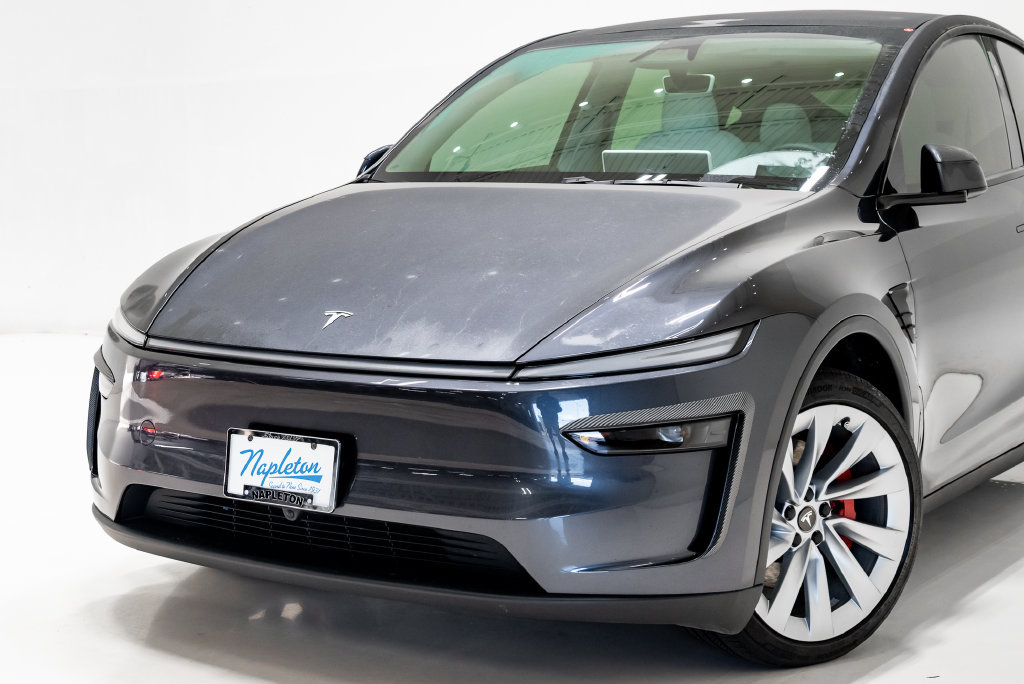 Used 2026 Tesla Model Y Long Range AWD/4WD image 4