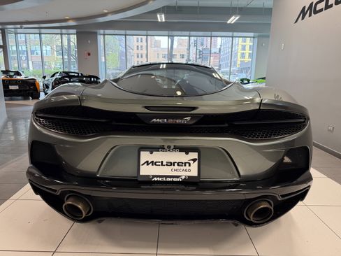 Used 2023 McLaren GT RWD image 3