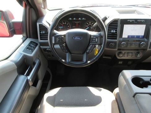 Used 2020 Ford F150 XLT w/ Equipment Group 302A Luxury AWD/4WD image 16
