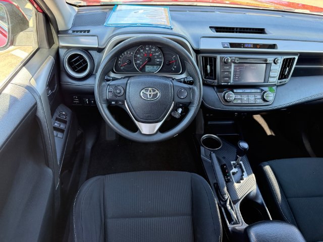 Used 2015 Toyota RAV4 XLE AWD/4WD image 19