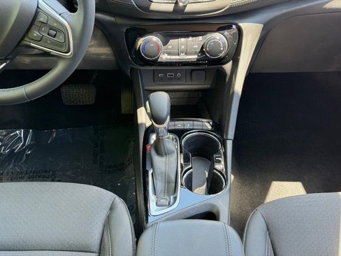 Used 2023 Buick Encore GX Preferred w/ Cold Weather Comfort Package FWD image 13