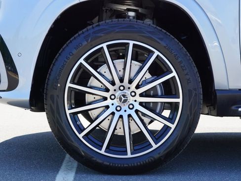 New 2026 Mercedes-Benz GLS 450 4MATIC image 13