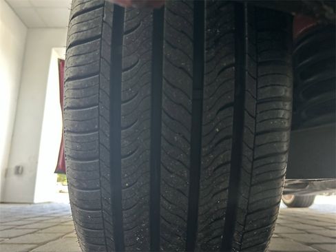 Used 2018 Volkswagen Passat 2.0T SE image 45