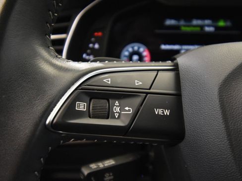 Used 2021 Audi Q8 Premium w/ Convenience Package image 26