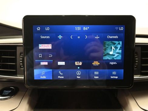 Used 2023 Ford Explorer XLT w/ Equipment Group 202A AWD/4WD image 14