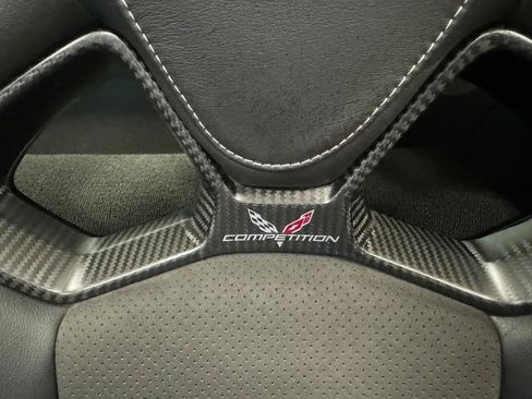 Used 2016 Chevrolet Corvette Z06 w/ 3LZ Preferred Equipment Group RWD image 17