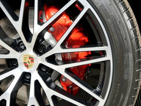 New 2026 Porsche Macan S image 41