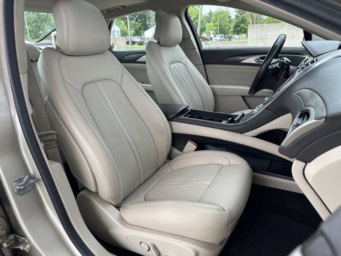 Used 2017 Lincoln MKZ Reserve w/ Technology Package image 36