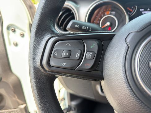 Used 2023 Jeep Wrangler Sport AWD/4WD image 21
