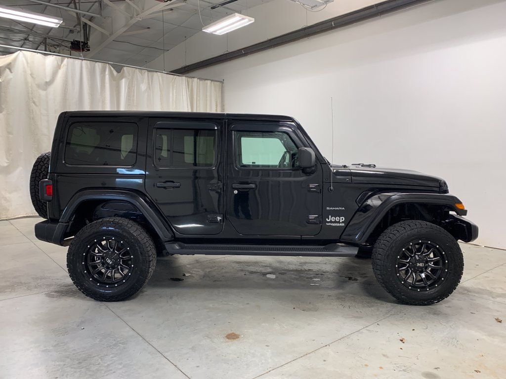 Used 2021 Jeep Wrangler Unlimited Sahara w/ Uconnect 4C Nav & Sound Group AWD/4WD image 11
