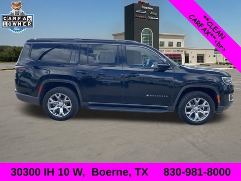 Used 2022 Jeep Wagoneer Series II AWD/4WD image 2