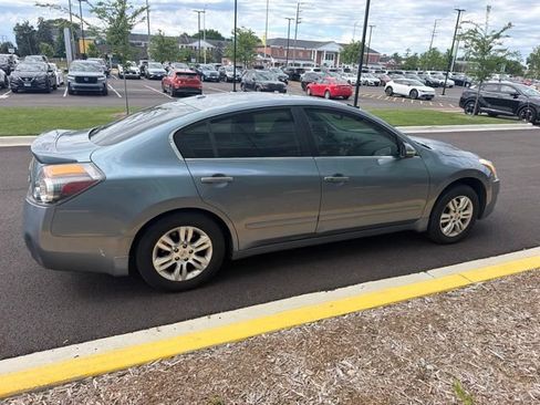 Used 2010 Nissan Altima 2.5 SL w/ Technology Pkg FWD image 8