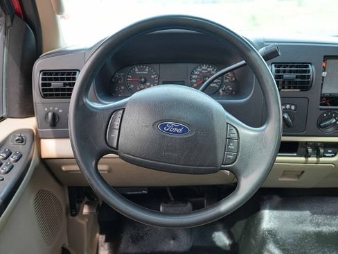 Used 2005 Ford F350 XLT AWD/4WD image 26