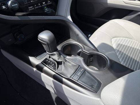 Used 2023 Toyota Camry SE w/ Convenience Package FWD image 45