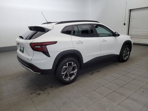 Used 2024 Chevrolet Trax LT w/ Driver Confidence Package image 10