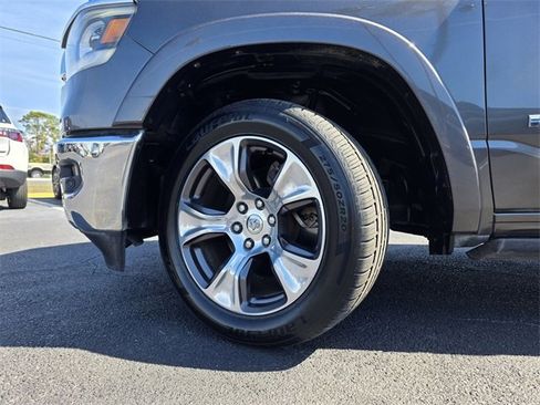 Used 2019 RAM 1500 Laramie image 45
