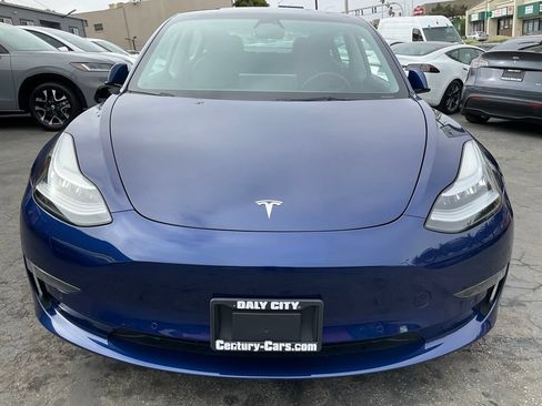 Used 2022 Tesla Model 3 RWD image 2