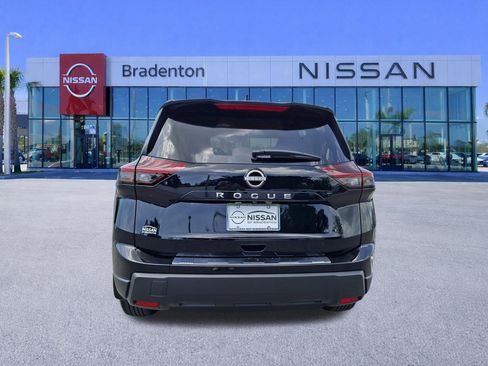 New 2026 Nissan Rogue SV FWD image 5