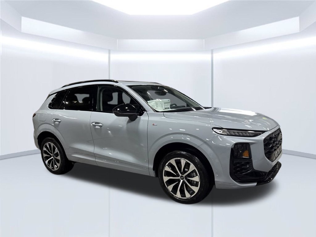 New 2026 Audi Q3 quattro 2.0T AWD/4WD image 7