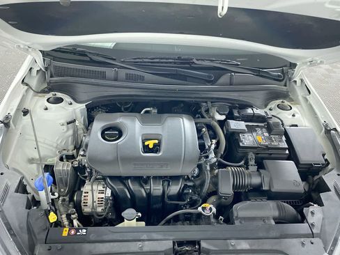 Used 2024 Kia Forte LXS image 12