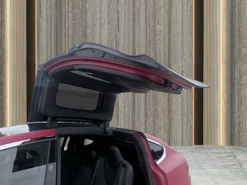 Used 2017 Tesla Model X 75D image 41