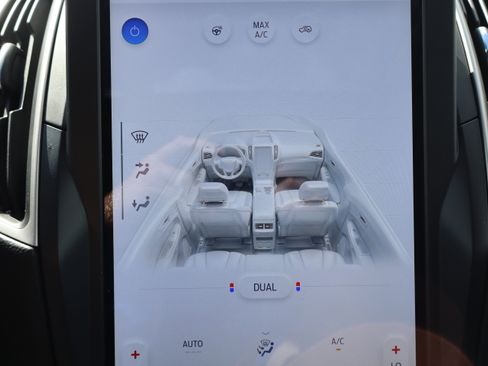 Used 2023 Ford Edge SEL w/ Convenience Package image 22