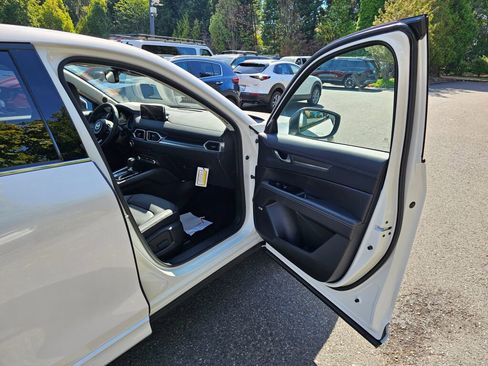 New 2025 MAZDA CX-5 AWD 2.5 S w/ Premium Plus Pkg image 29