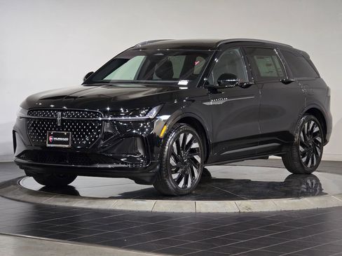 New 2024 Lincoln Nautilus Reserve w/ Equipment Group 203A image 11